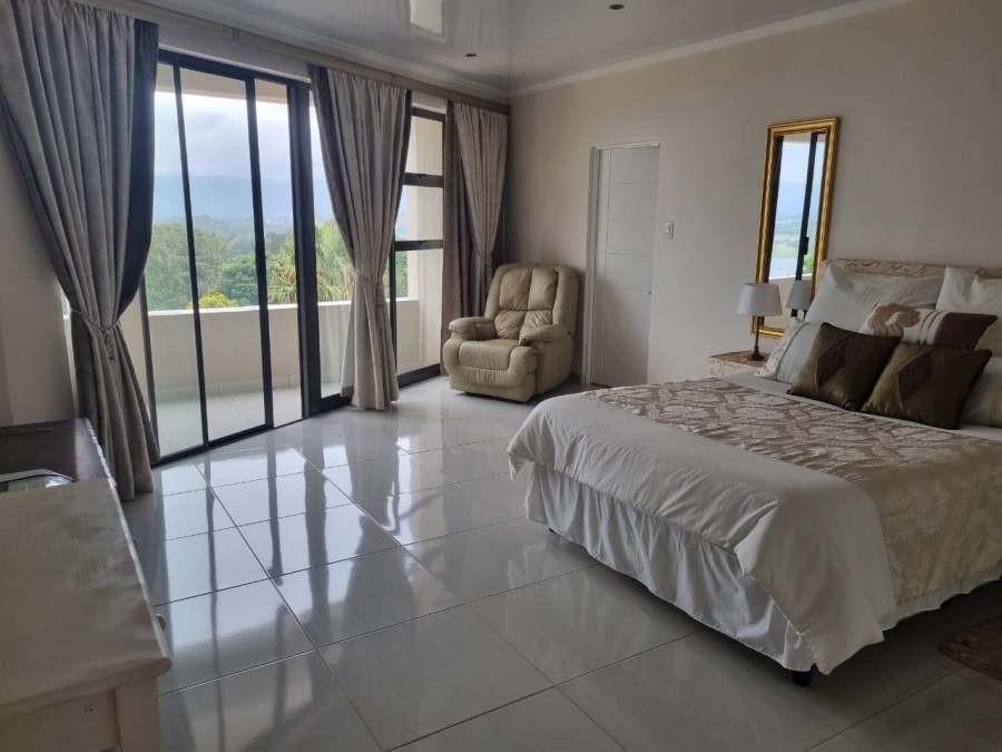 5 Bedroom Property for Sale in Meerhof North West